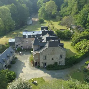 Domaine Des Papeteries Bed & Breakfast Plounevez-Moedec