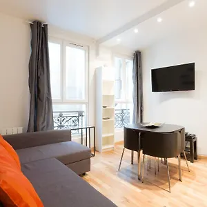 Petits Champs Bed & Breakfast Paris
